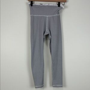 Albion Women’s XS Black White Stripe Leggings Capri Ruffle Waist Fold Over